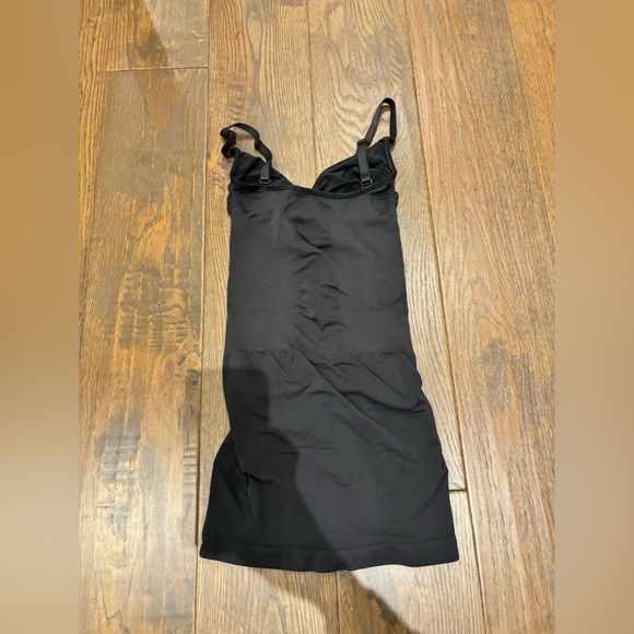 SKIMS Seamless Sculpt Slip Dress in Onyx Women’s Size Large - Picture 7 of 7